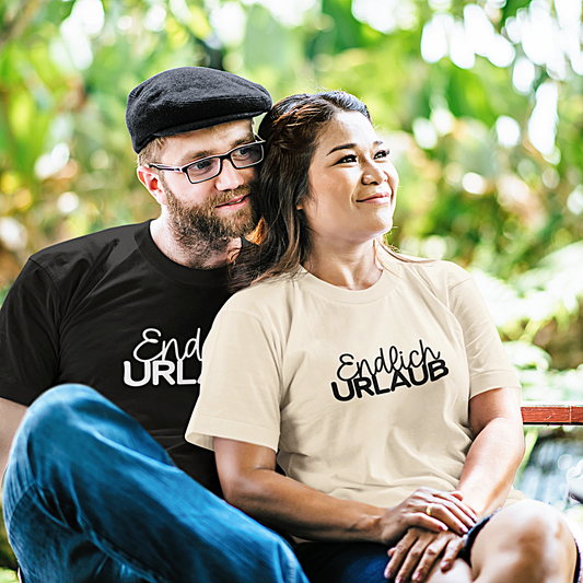 Premium T-Shirt "Endlich Urlaub" S-5XL