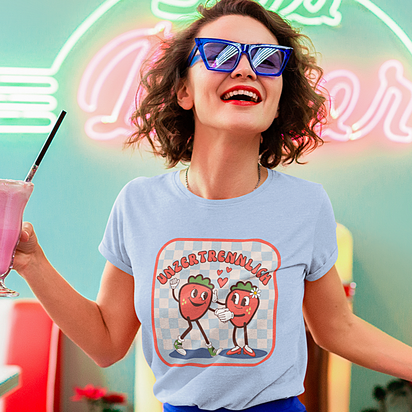 Premium T-Shirt "Retro Erdbeeren" S-4XL