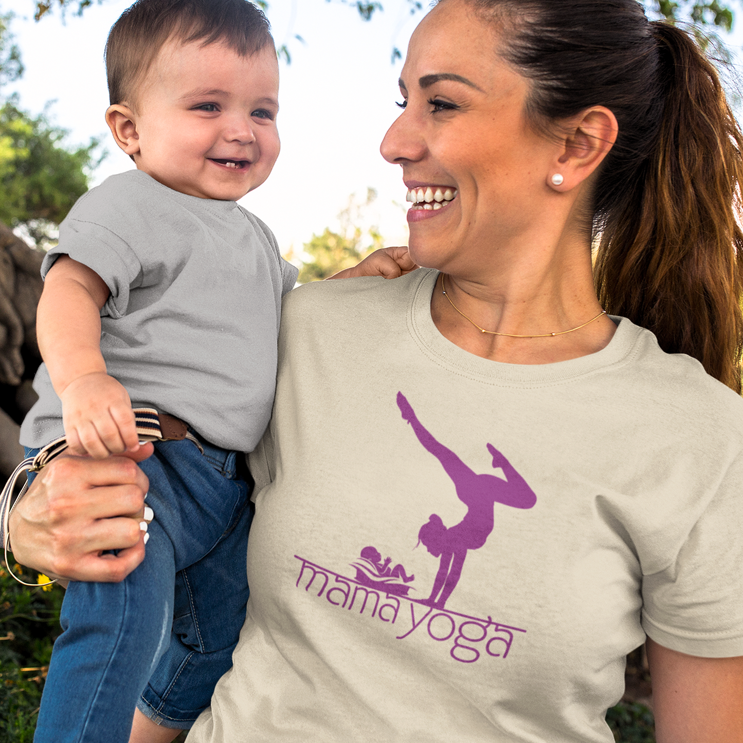 Premium T-Shirt "Mama Yoga" S-2XL